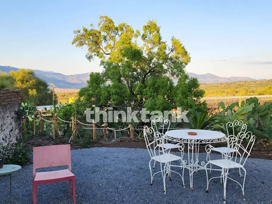 Immagine 4 di Rustico / casale in vendita  in Viale Regina Margherita a Castiglione Di Sicilia