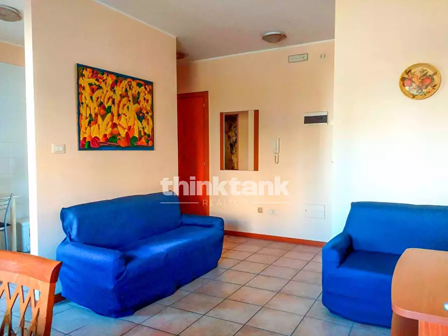 Immagine 2 di Appartamento in vendita  in Via Trieste a Giarre