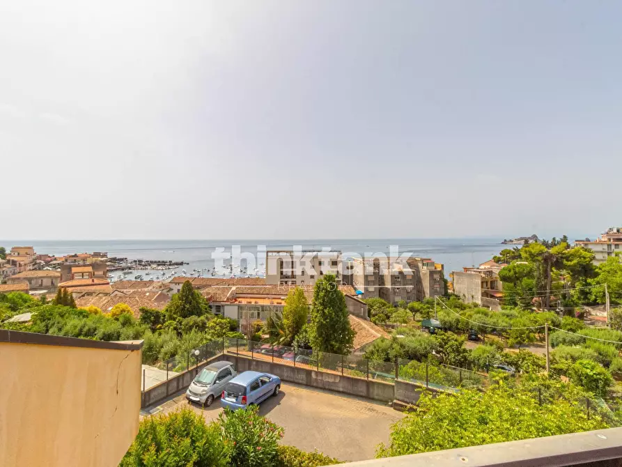 Immagine 14 di Villetta a schiera in affitto  in Via Capomulini snc a Acireale