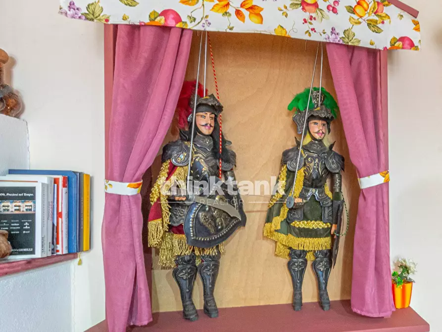 Immagine 18 di Villetta a schiera in affitto  in Via Capomulini snc a Acireale