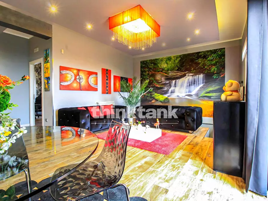 Immagine 13 di Villa in vendita  in Via Ombra a Gravina Di Catania