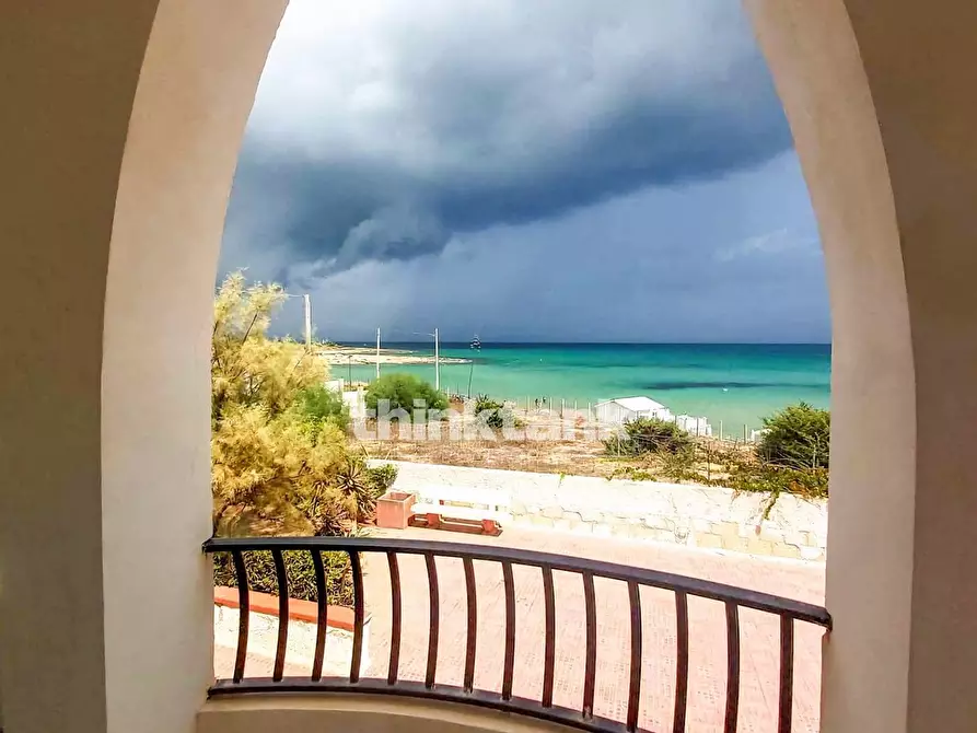 Immagine 3 di Villa in vendita  in Strada Consortile a Noto