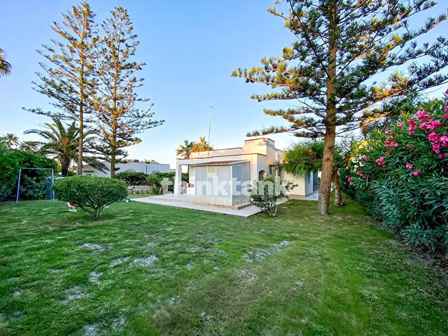 Immagine 24 di Villa in vendita  in Strada Consortile snc a Noto