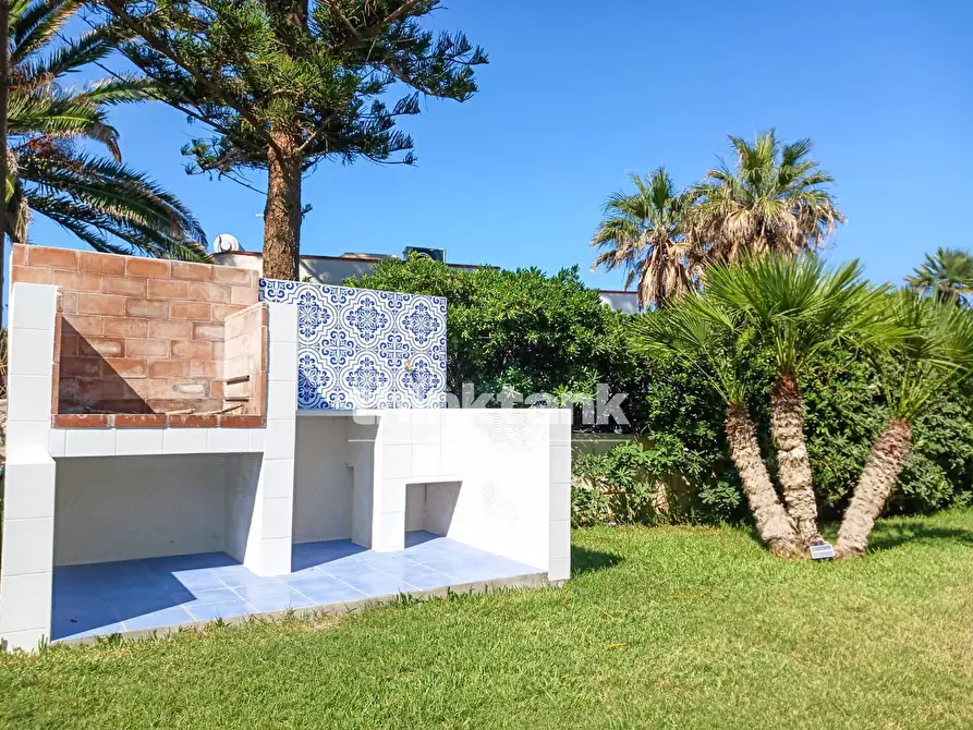 Immagine 27 di Villa in vendita  in Strada Consortile snc a Noto