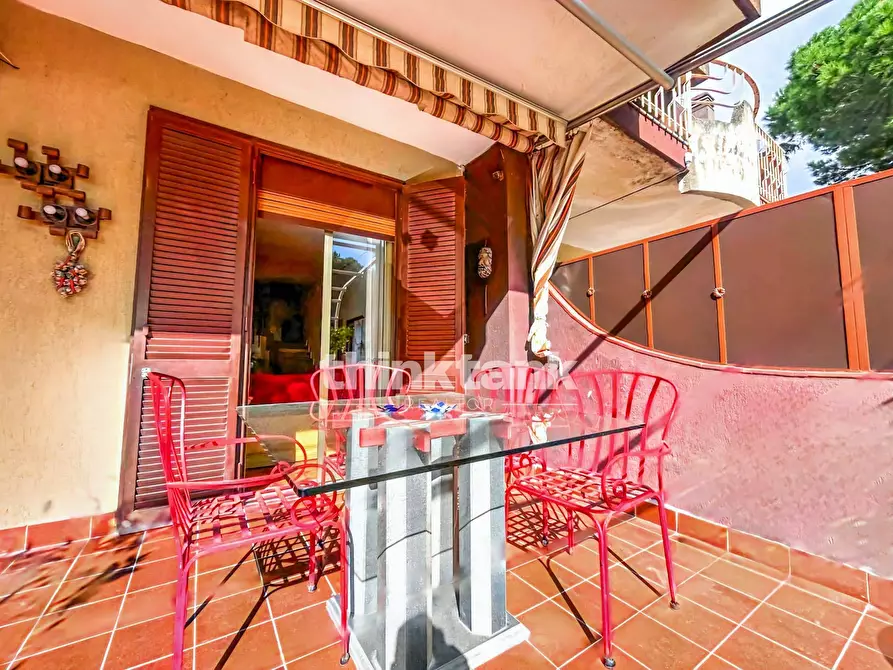 Immagine 2 di Villetta a schiera in vendita  in Via Papa Giovanni XXIII a Trecastagni