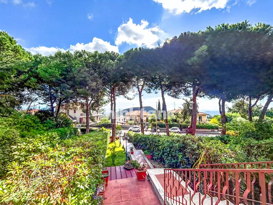 Immagine 13 di Villetta a schiera in vendita  in Via Papa Giovanni XXIII a Trecastagni