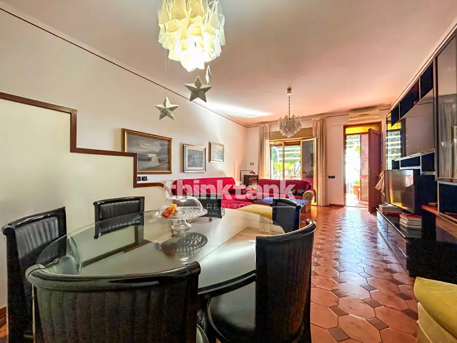 Immagine 8 di Villetta a schiera in vendita  in Via Papa Giovanni XXIII a Trecastagni