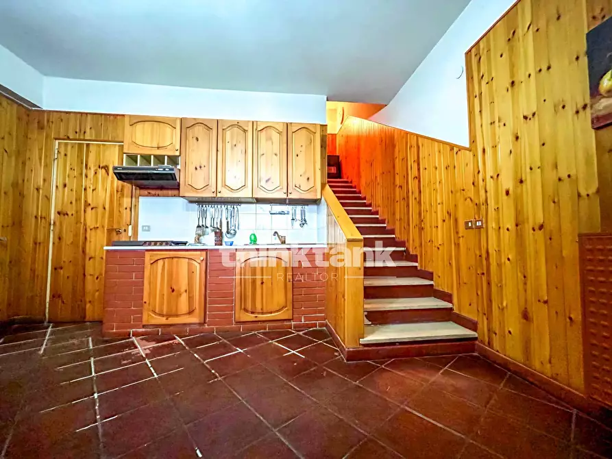 Immagine 27 di Villetta a schiera in vendita  in Via Papa Giovanni XXIII a Trecastagni