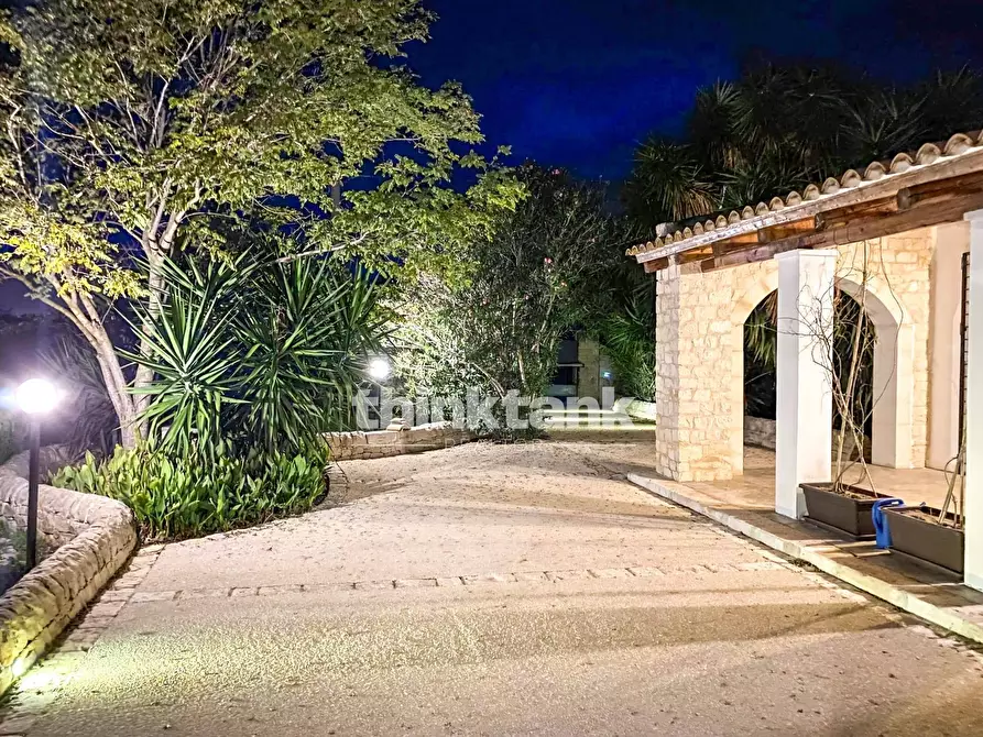 Immagine 26 di Rustico / casale in vendita  in contrada buonivini a Noto