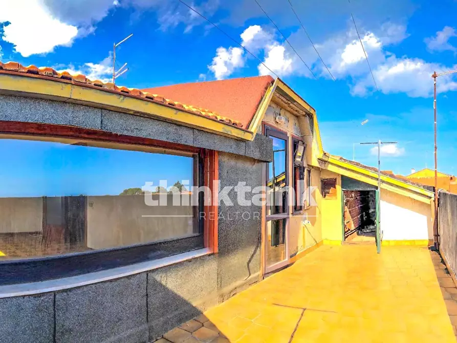 Immagine 2 di Attico in vendita  in Via Consoli a Gravina Di Catania