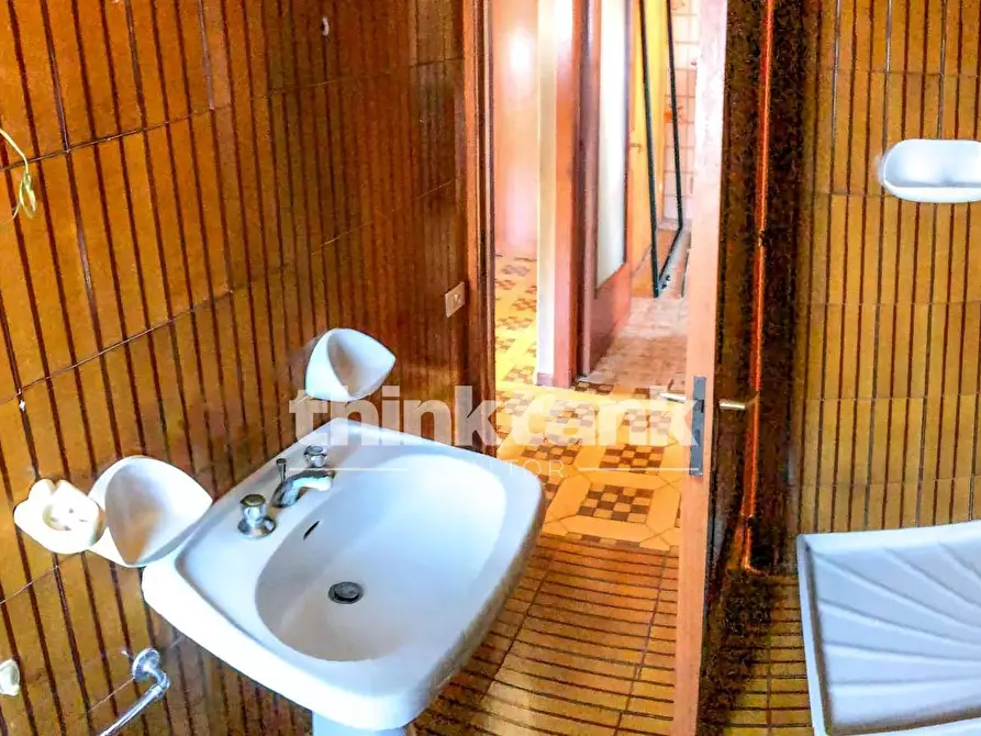 Immagine 11 di Attico in vendita  in Via Consoli a Gravina Di Catania