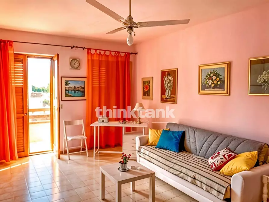 Immagine 4 di Appartamento in vendita  in Via Amerigo Vespucci a Furci Siculo