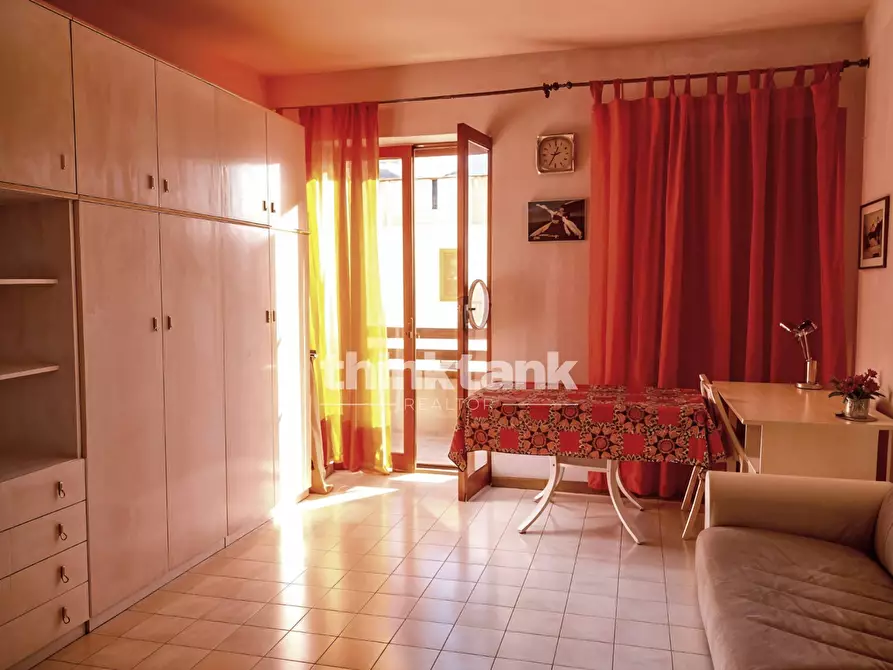 Immagine 7 di Appartamento in vendita  in Via Amerigo Vespucci a Furci Siculo