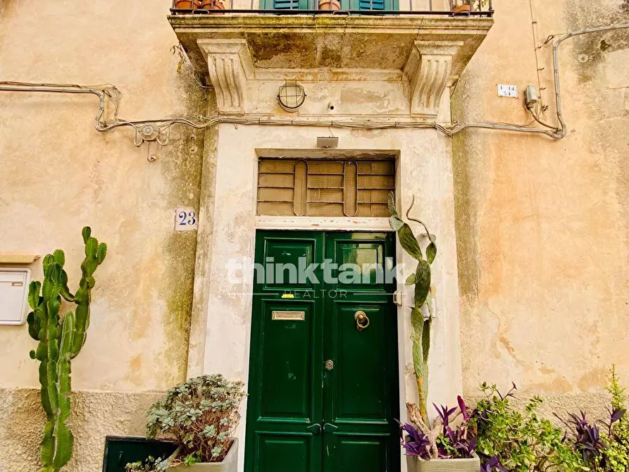 Immagine 38 di Villa in vendita  in Corso Regina Margherita snc a Modica