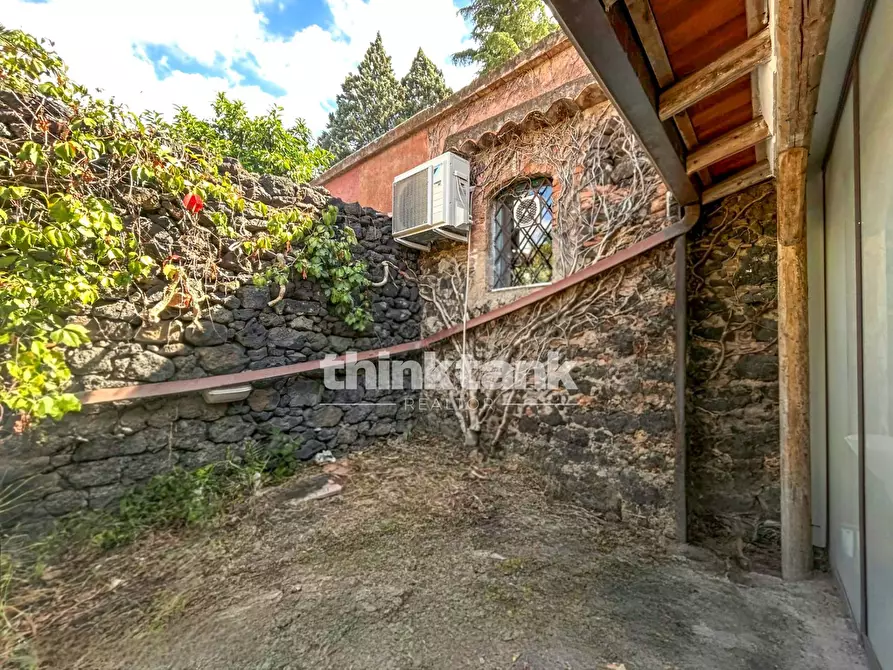 Immagine 15 di Casa indipendente in vendita  in Via Piave 3 a San Giovanni La Punta