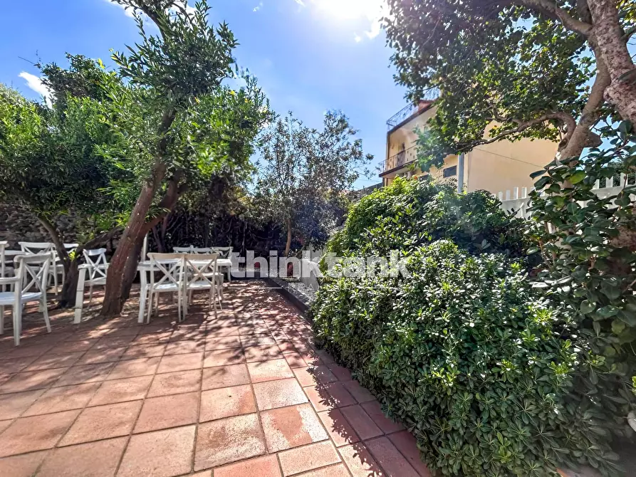 Immagine 16 di Casa indipendente in vendita  in Via Piave 3 a San Giovanni La Punta