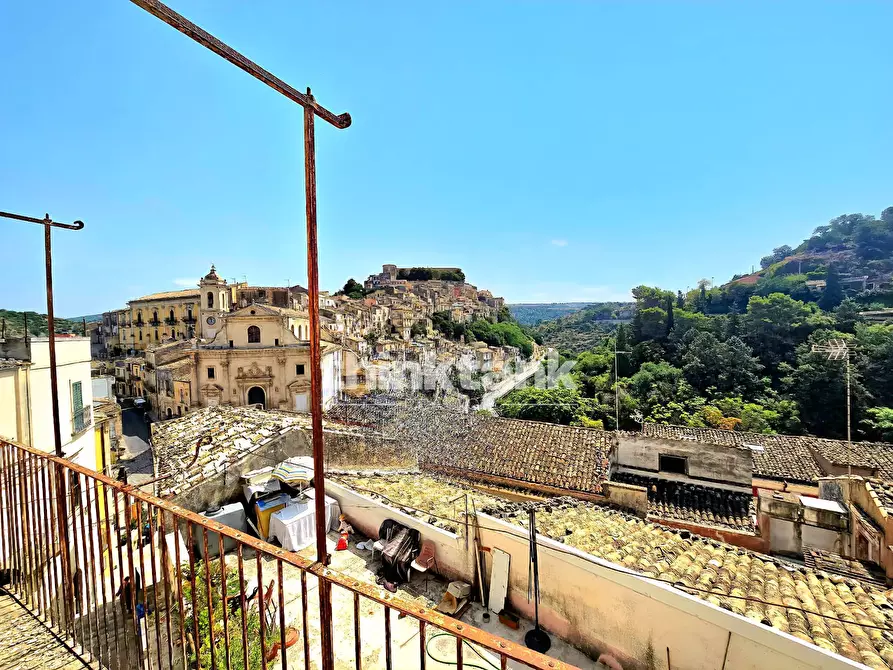 Immagine 6 di Casa indipendente in vendita  in Via Scale 33-35-37 a Ragusa