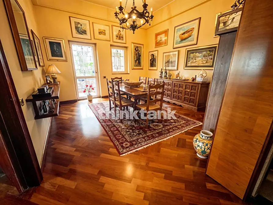 Immagine 7 di Villa in vendita  in Via G. Sanfilippo a Gravina Di Catania