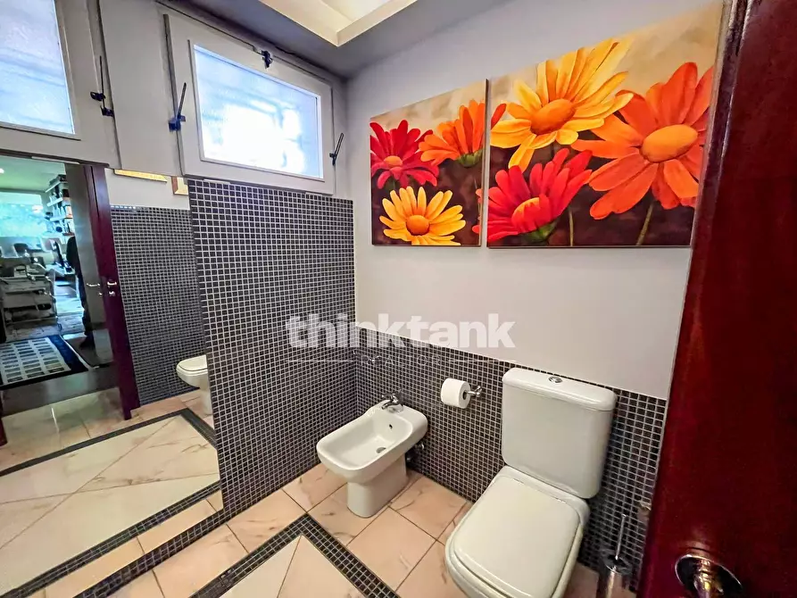 Immagine 11 di Villa in vendita  in Via G. Sanfilippo a Gravina Di Catania