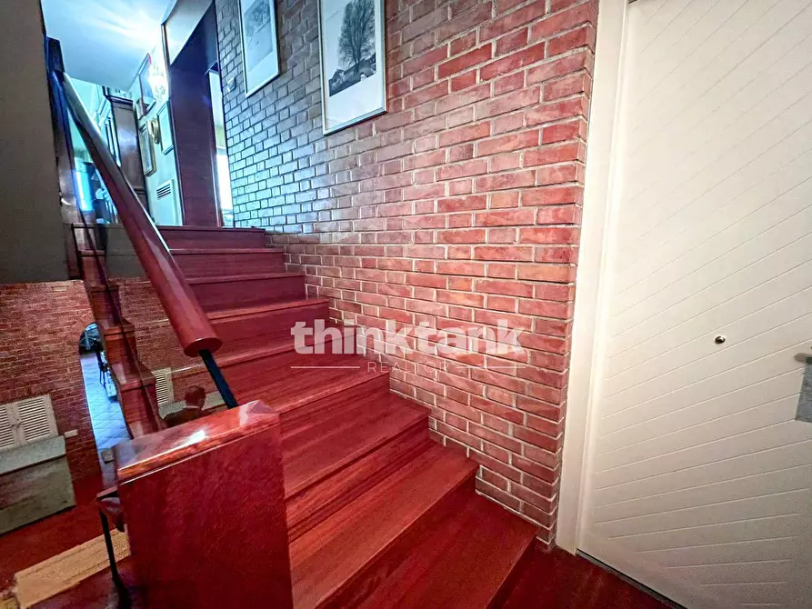 Immagine 12 di Villa in vendita  in Via G. Sanfilippo a Gravina Di Catania