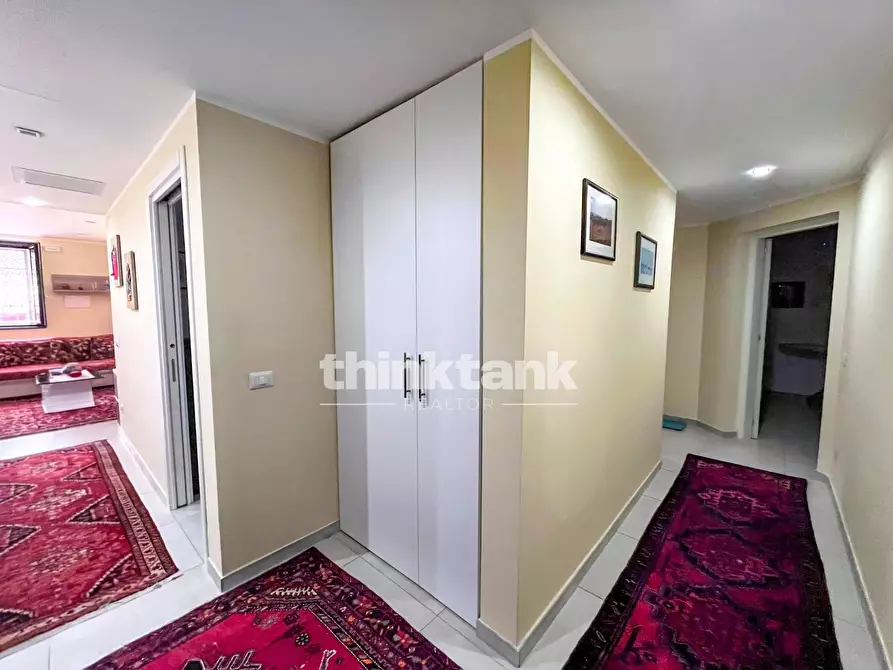 Immagine 25 di Villa in vendita  in Via G. Sanfilippo a Gravina Di Catania