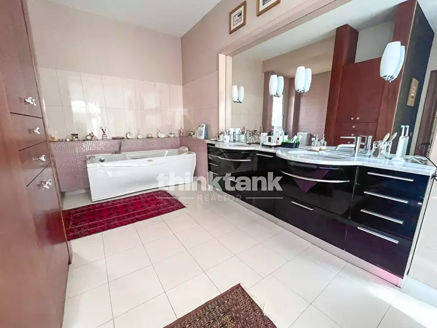 Immagine 26 di Villa in vendita  in Via G. Sanfilippo a Gravina Di Catania