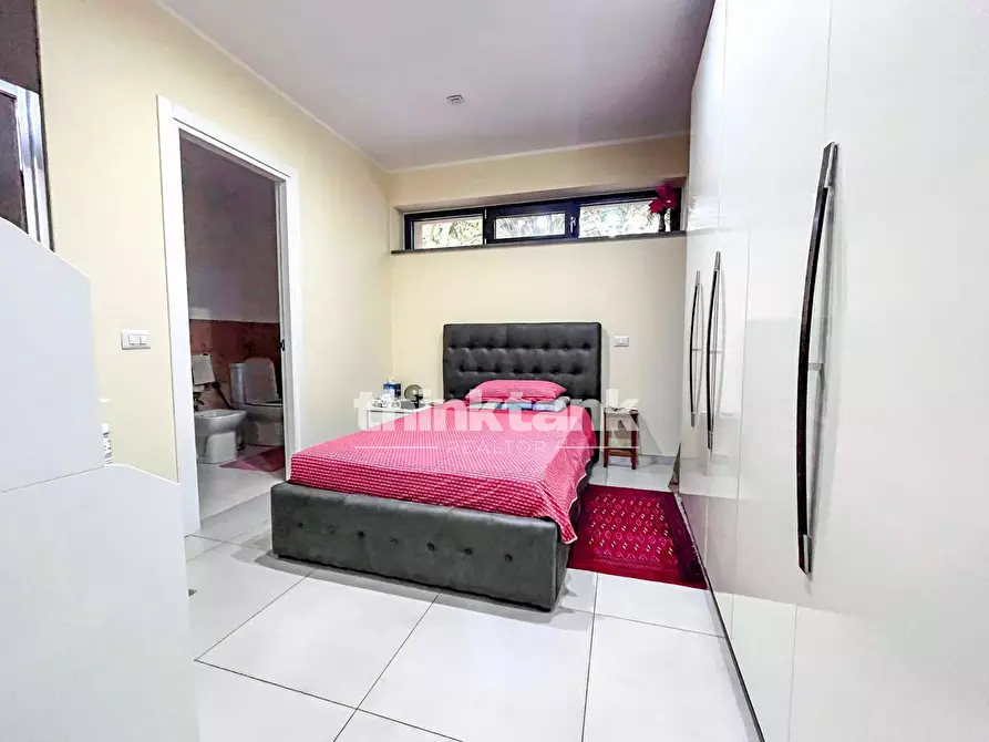 Immagine 30 di Villa in vendita  in Via G. Sanfilippo a Gravina Di Catania