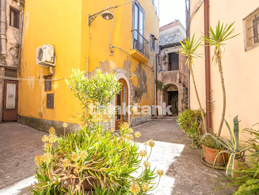 Immagine 20 di Casa indipendente in vendita  in Via Porta Modica a Ragusa