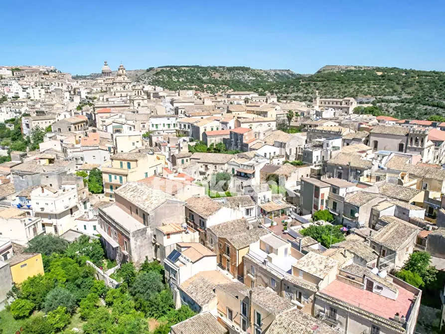Immagine 2 di Casa indipendente in vendita  in Via Porta Modica a Ragusa