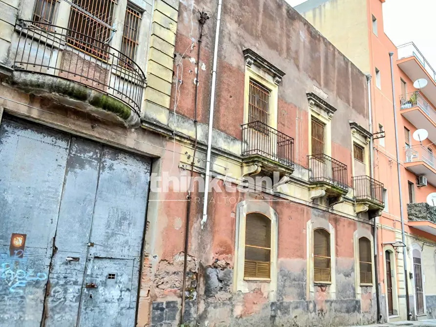 Immagine 9 di Locale commerciale in vendita  in Via dei Mulini al Vento 76 a Catania