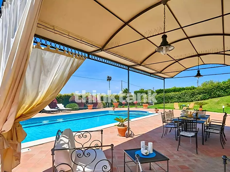 Immagine 16 di Villa in affitto  in Contrada Bonvicino a Lentini