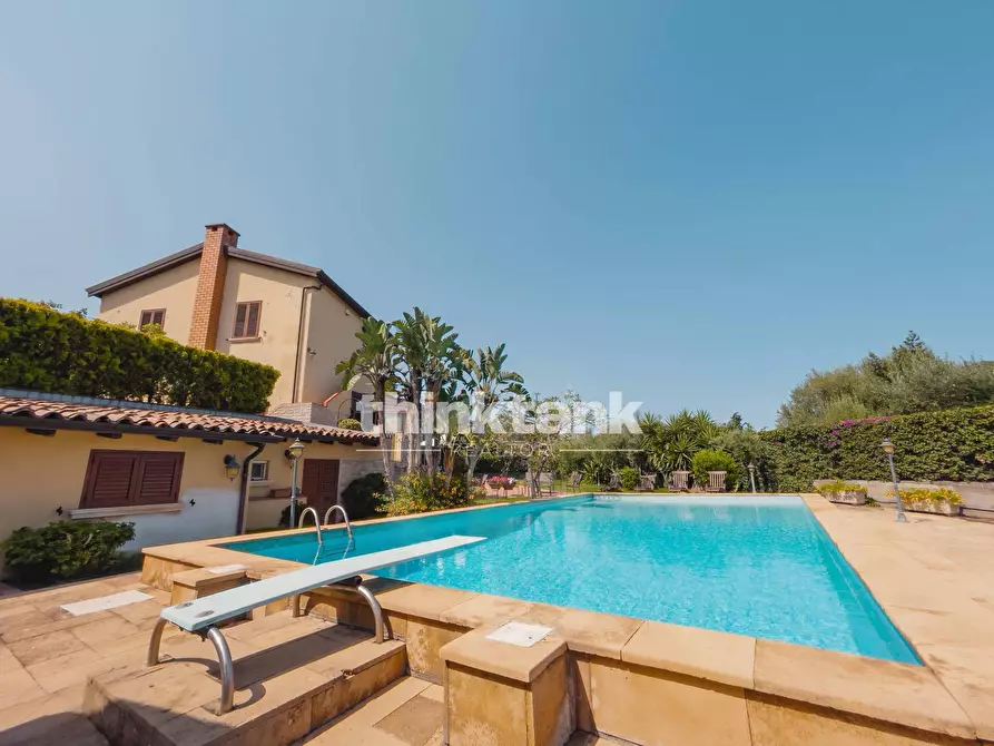 Immagine 8 di Villa in vendita  in Via Piave a San Gregorio Di Catania