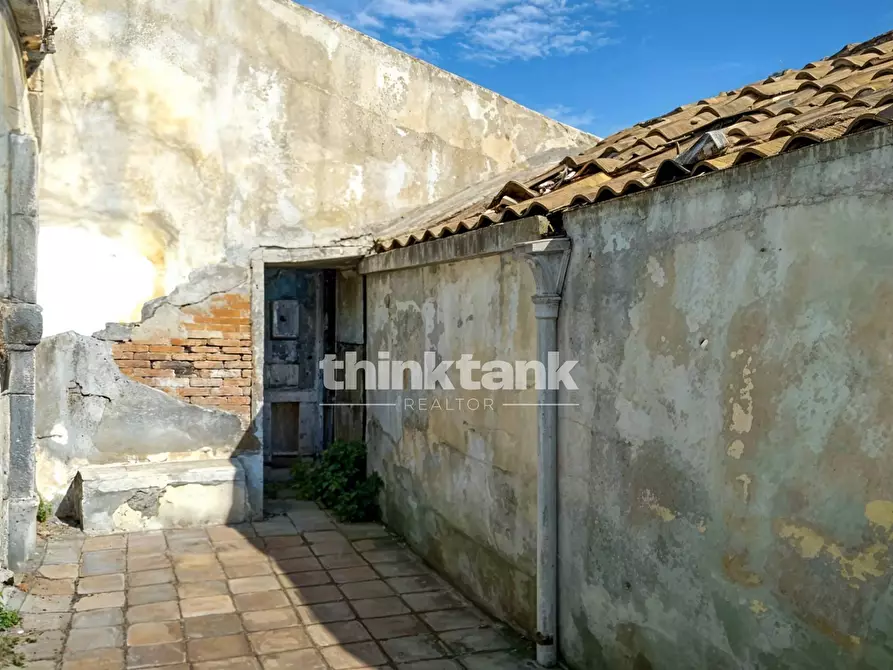 Immagine 7 di Rustico / casale in vendita  in Via Tavola a Piedimonte Etneo
