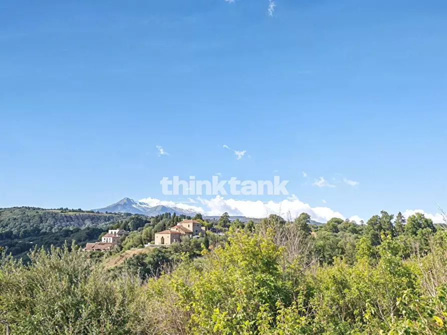 Immagine 13 di Rustico / casale in vendita  in Via Tavola a Piedimonte Etneo
