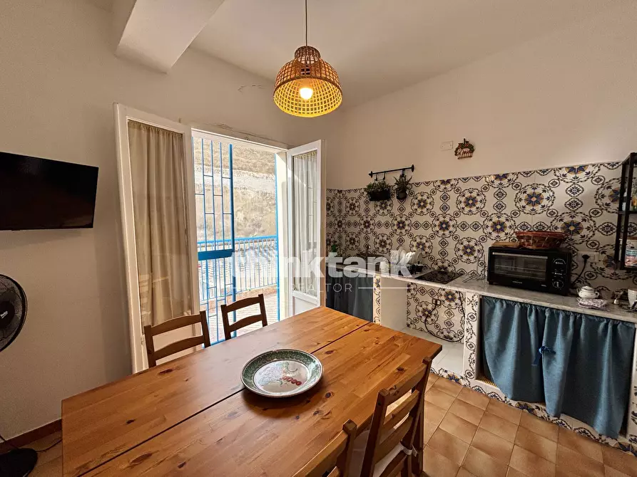 Immagine 1 di Appartamento in vendita  in Via Ragusa a Siracusa