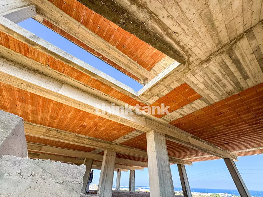 Immagine 2 di Palazzo in vendita  in Viale Edoardo Garrone a Buccheri