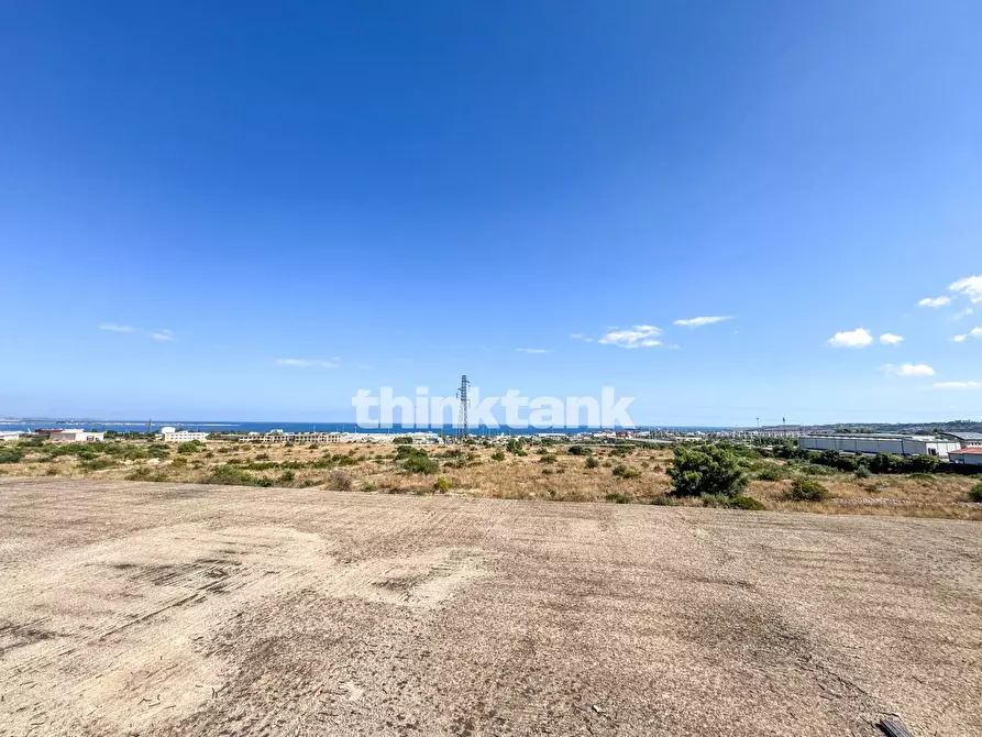 Immagine 10 di Palazzo in vendita  in Viale Edoardo Garrone a Buccheri