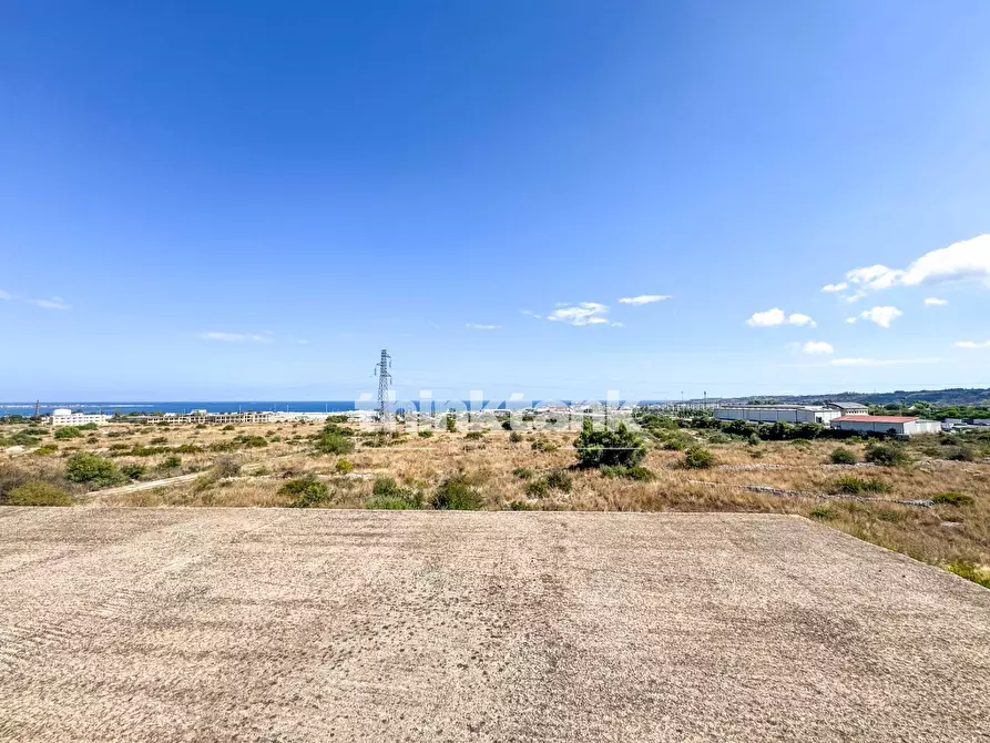 Immagine 12 di Palazzo in vendita  in Viale Edoardo Garrone a Buccheri