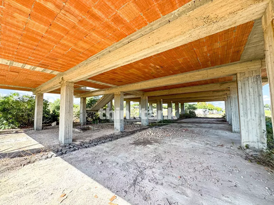 Immagine 21 di Palazzo in vendita  in Viale Edoardo Garrone a Buccheri