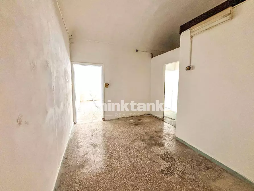 Immagine 8 di Attività commerciale in vendita  in Via Piave a Siracusa