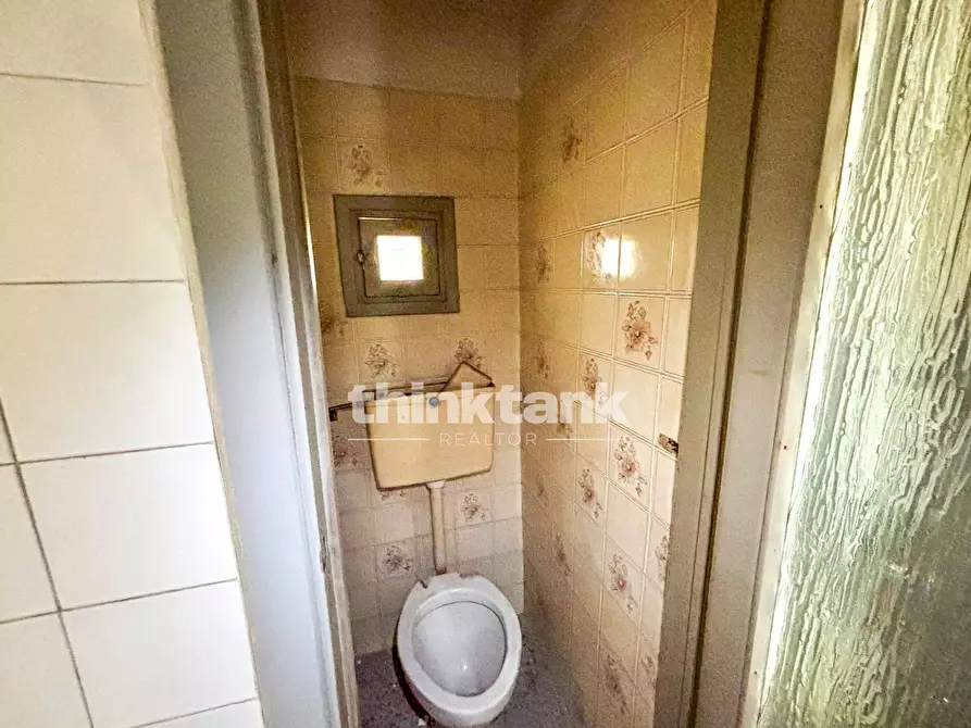 Immagine 17 di Attività commerciale in vendita  in Via Piave a Siracusa