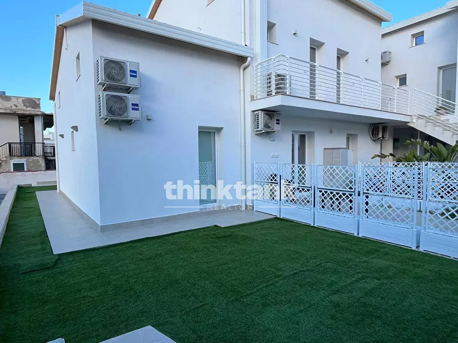 Immagine 21 di Villetta a schiera in vendita  in Viale Sicilia a Noto