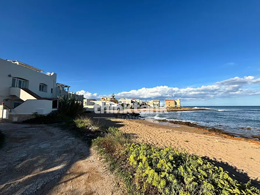 Immagine 29 di Villetta a schiera in vendita  in Viale Sicilia a Noto