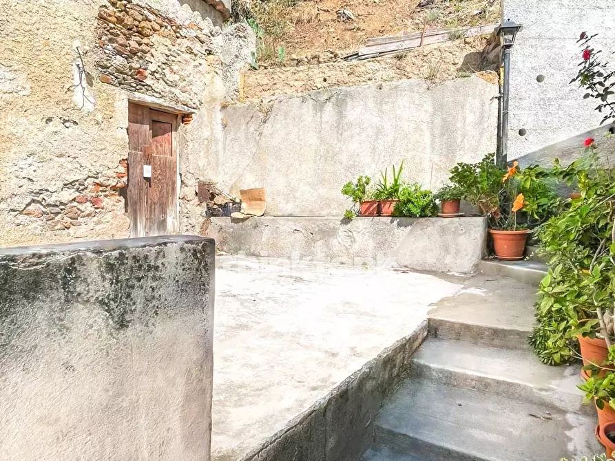 Immagine 3 di Villa in vendita  in via santa maria del tindari a Brolo