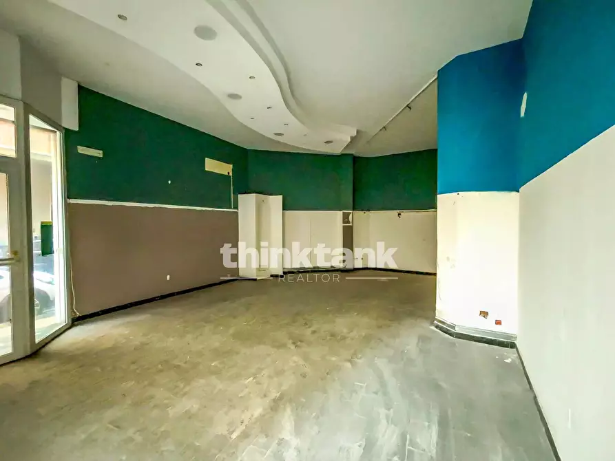 Immagine 7 di Attività commerciale in vendita  in Piazza della Repubblica a Siracusa