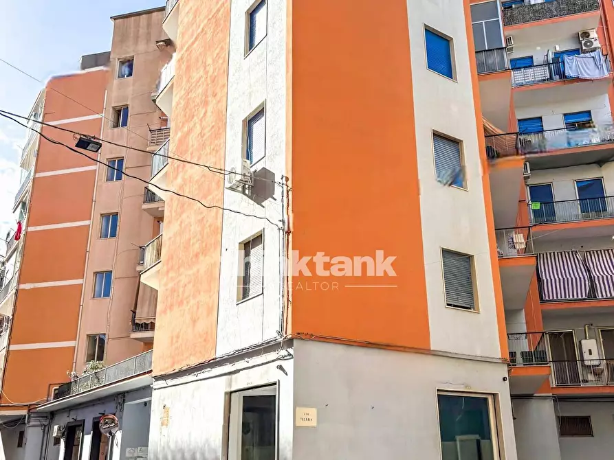 Immagine 12 di Attività commerciale in vendita  in Piazza della Repubblica a Siracusa