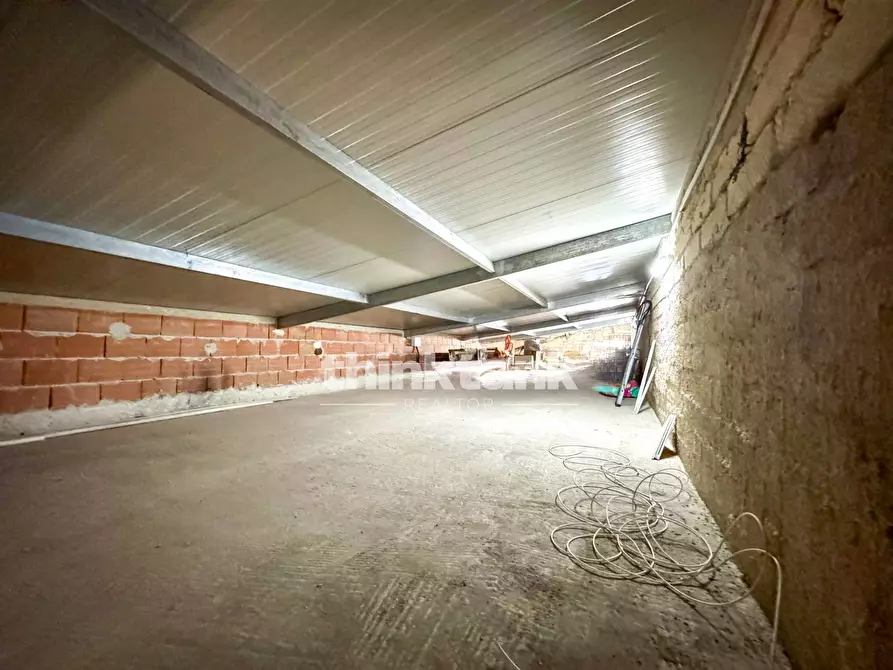 Immagine 37 di Villa in vendita  in Via Turchia a Siracusa