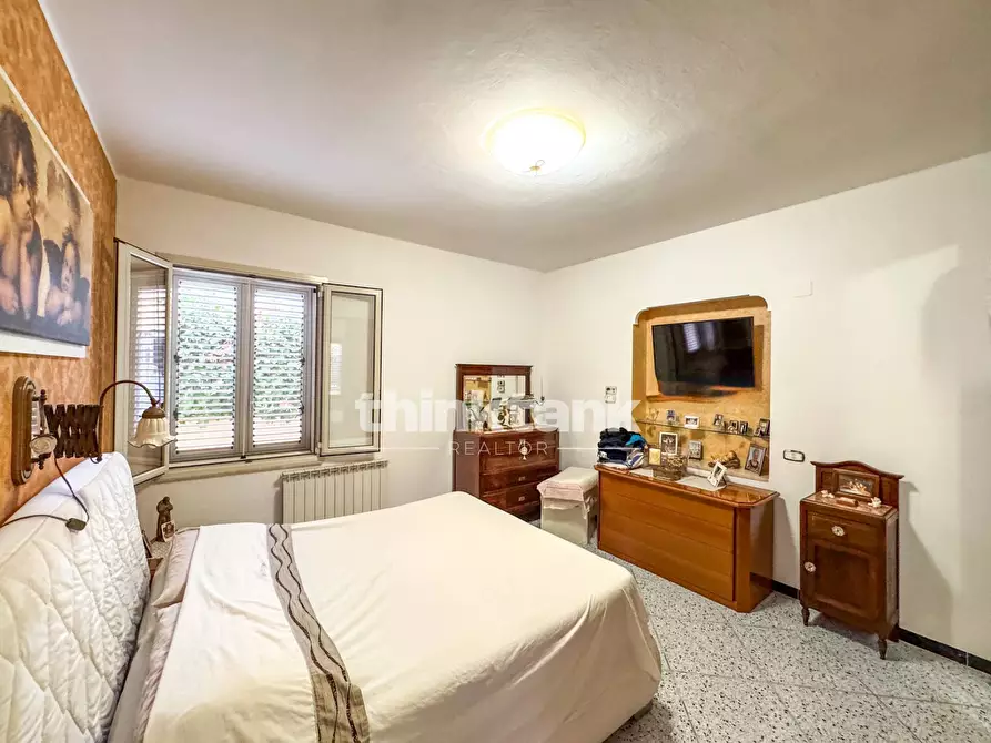 Immagine 28 di Villa in vendita  in Via Turchia a Siracusa