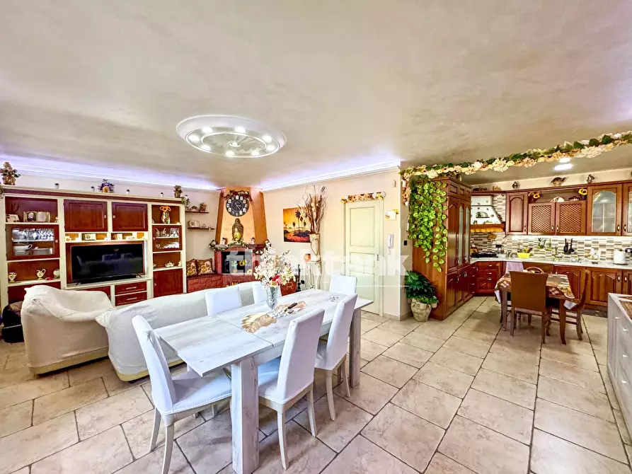 Immagine 6 di Villa in vendita  in Via  Capuana 11 a Buccheri