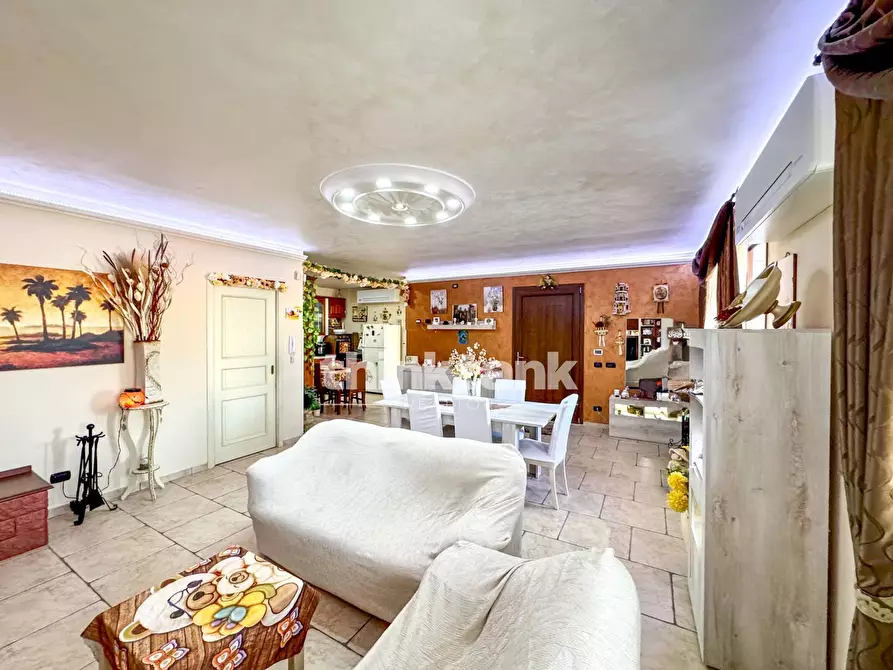 Immagine 8 di Villa in vendita  in Via  Capuana 11 a Buccheri